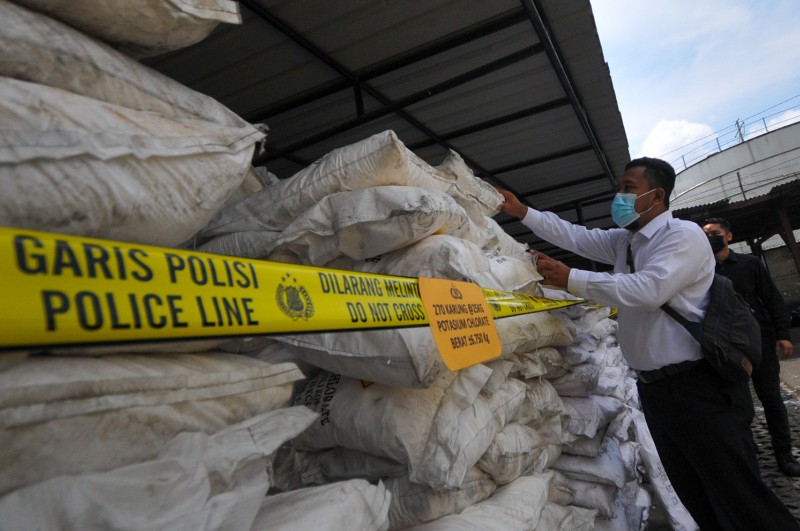 FOTO: Ditpolair Amankan Sebanyak 20 Ton Bom Ikan Rakitan