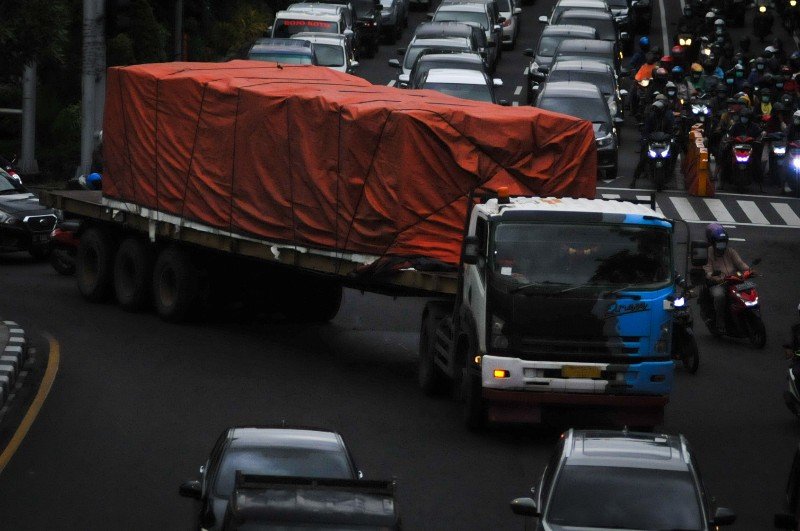 Polisi Tutup Akses Tol Surabaya - Gempol, Khusus Kendaraan Besar