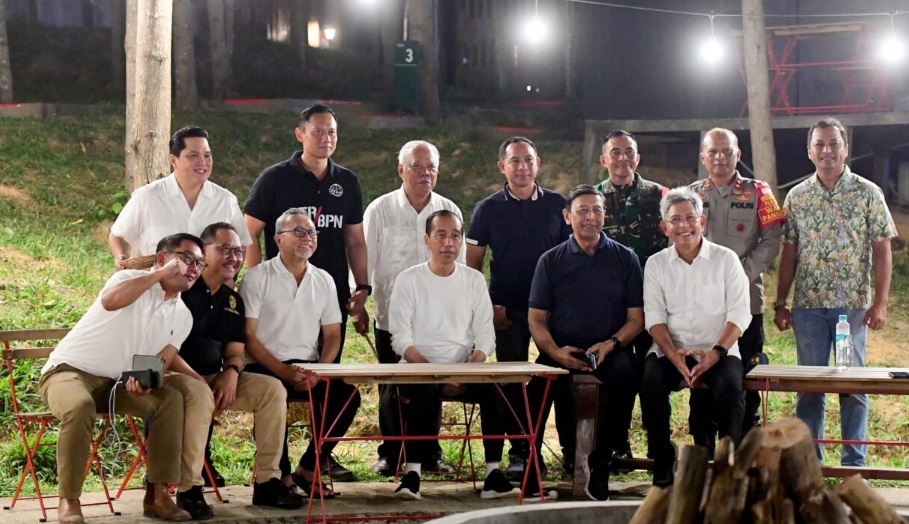 Presiden Jokowi Bermalam di IKN Bersama Para Menteri, Ada AHY hingga Erick Thohir, Ini yang Dibicarakan