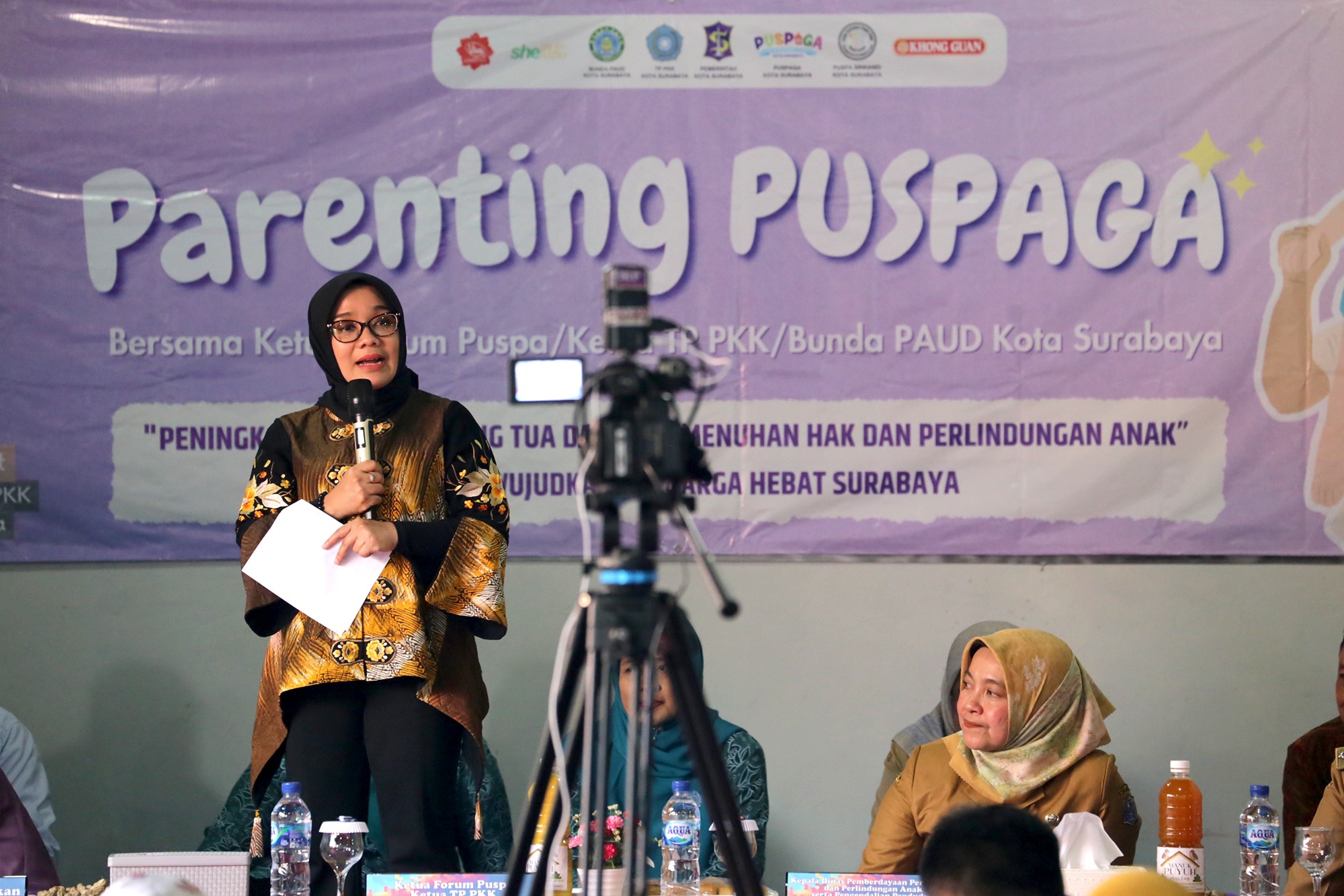 Wujudkan Keluarga Harmonis, Pemkot Surabaya Berikan Kelas Parenting Puspaga di Balai RW