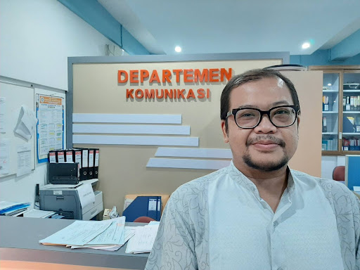 Pengamat Komunikasi Politik Unair Nilai Pemasangan Billboard di Masa Pandemi Cederai Semangat Perjuangan