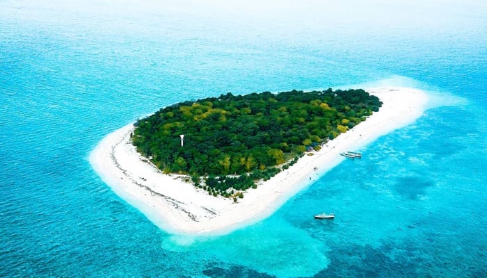 Mau ke Pantai atau Gunung? Ini 5 Rekomendasi Liburan Tahun Baru 2024 di Jawa Timur, Dijamin Happy!