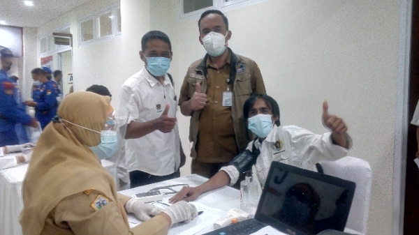 Profesi Rentan Covid, Anggota PWI Gresik Jalani Vaksinasi