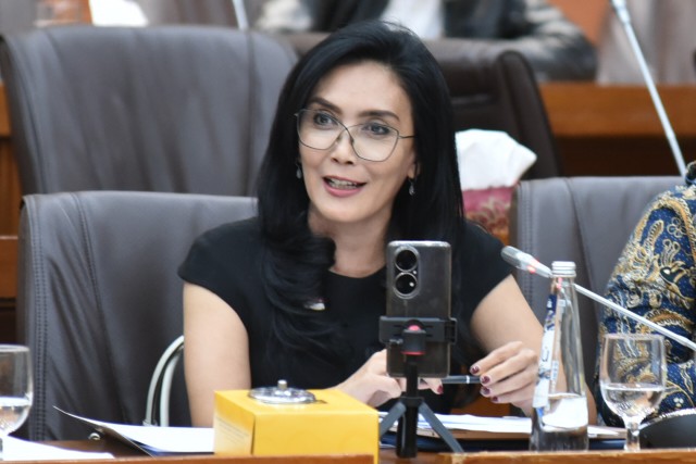 Rieke Soroti Permainan Kotor PT Taspen: Selamatkan Dana Pensiun Jutaan PNS!