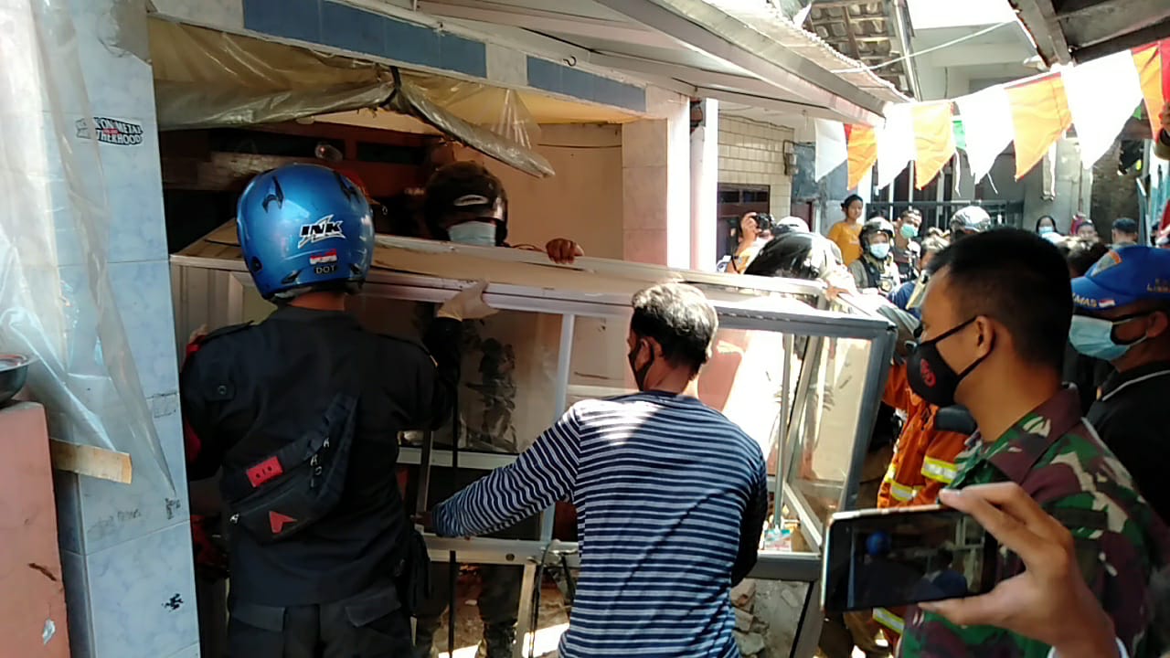 4 Fakta dan Detik-Detik Ambruknya Rumah di Tambaksari Surabaya, Sedang Belajar Daring