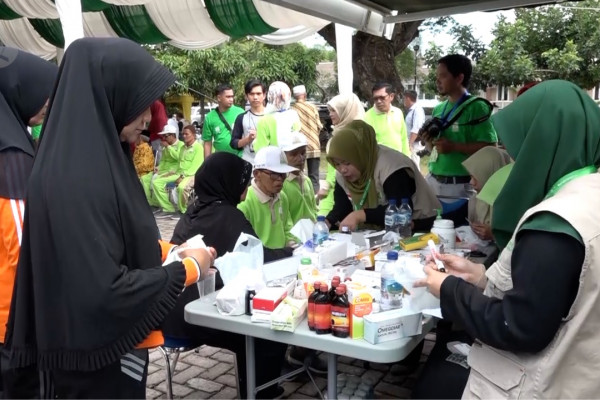 Peringati HLUN, Mensos Risma: Wujudkan Lansia yang Bahagia di Hari Tua