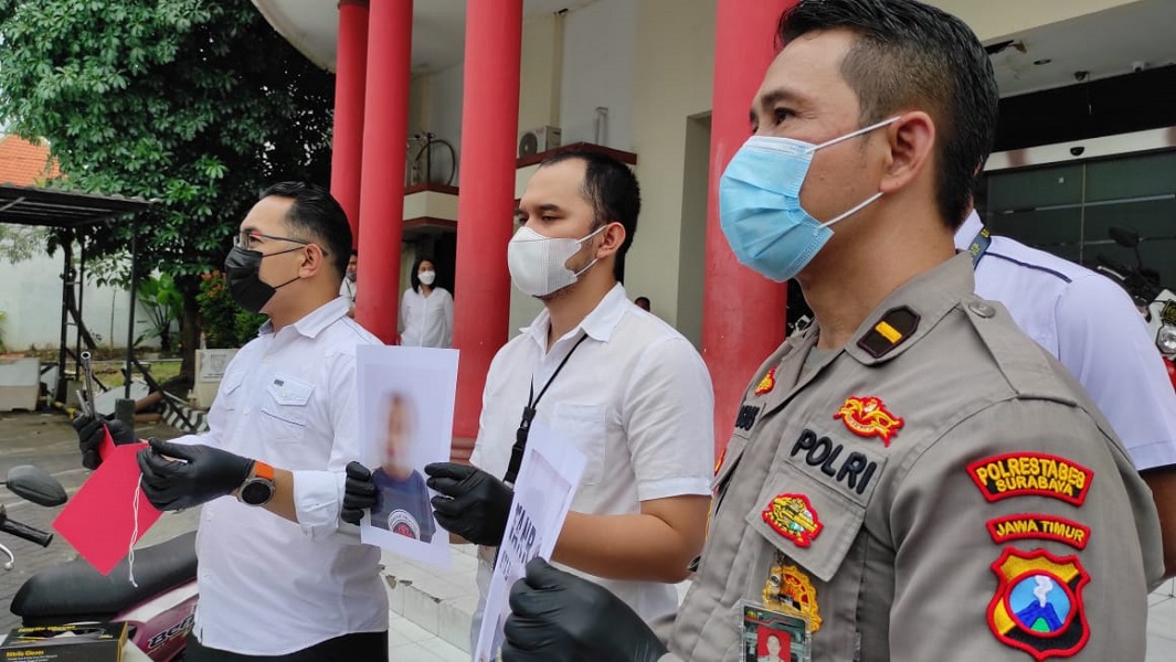 Sejoli Bandit Ranmor di Surabaya, Digerebek saat Asyik di Kamar Kos