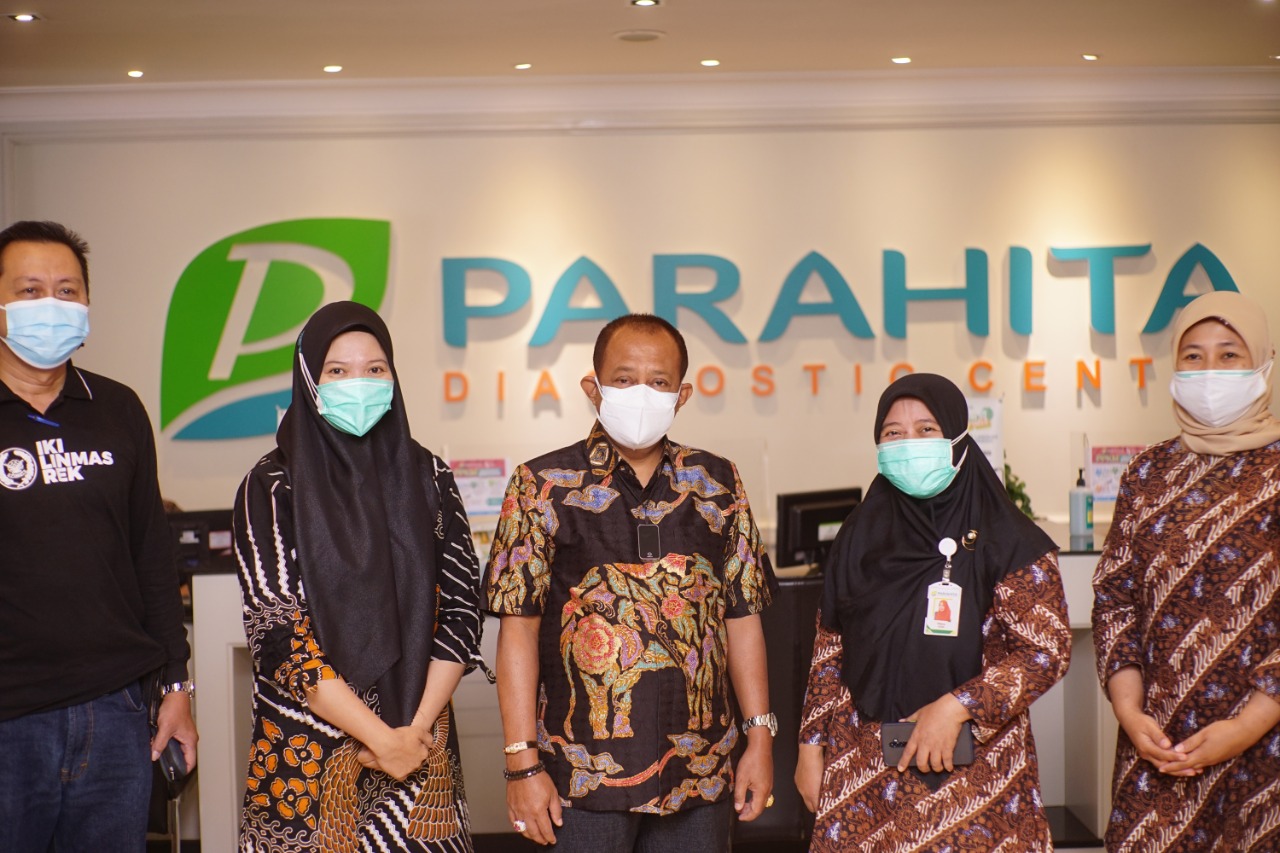 Tinjau Dua Laboratorium, Wawali Surabaya Armuji Pastikan Tarif SWAB PCR paling Tinggi Rp495 Ribu