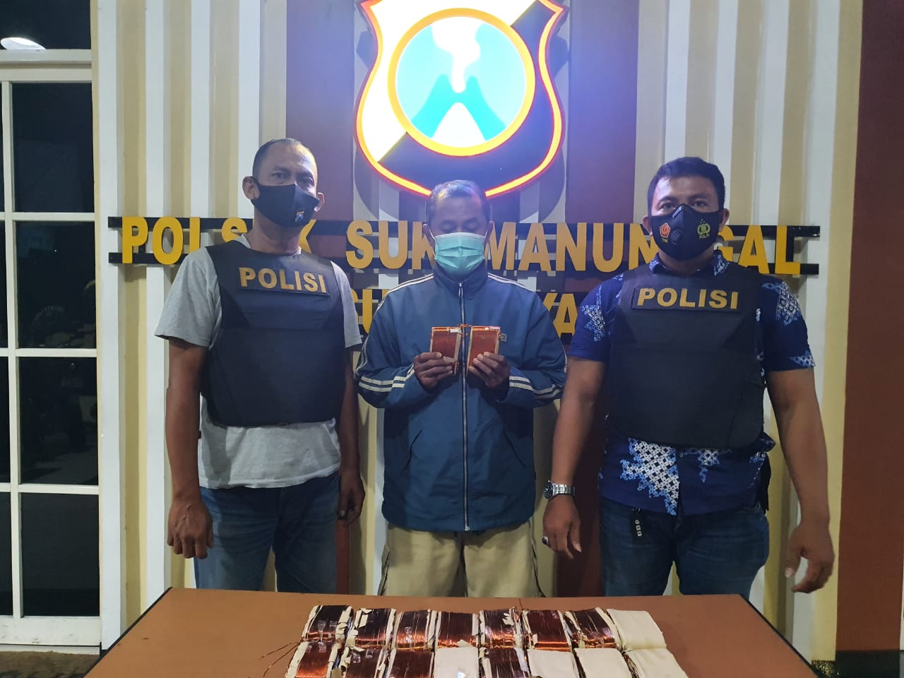 Terciduk Usai Curi Tembaga, Kuli Gudang Tembaga Diringkus