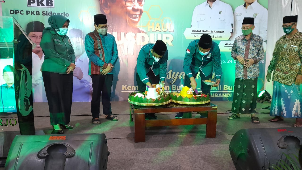 Rayakan Kemenangan, Gus Muhdlor Dipuji Menteri Desa