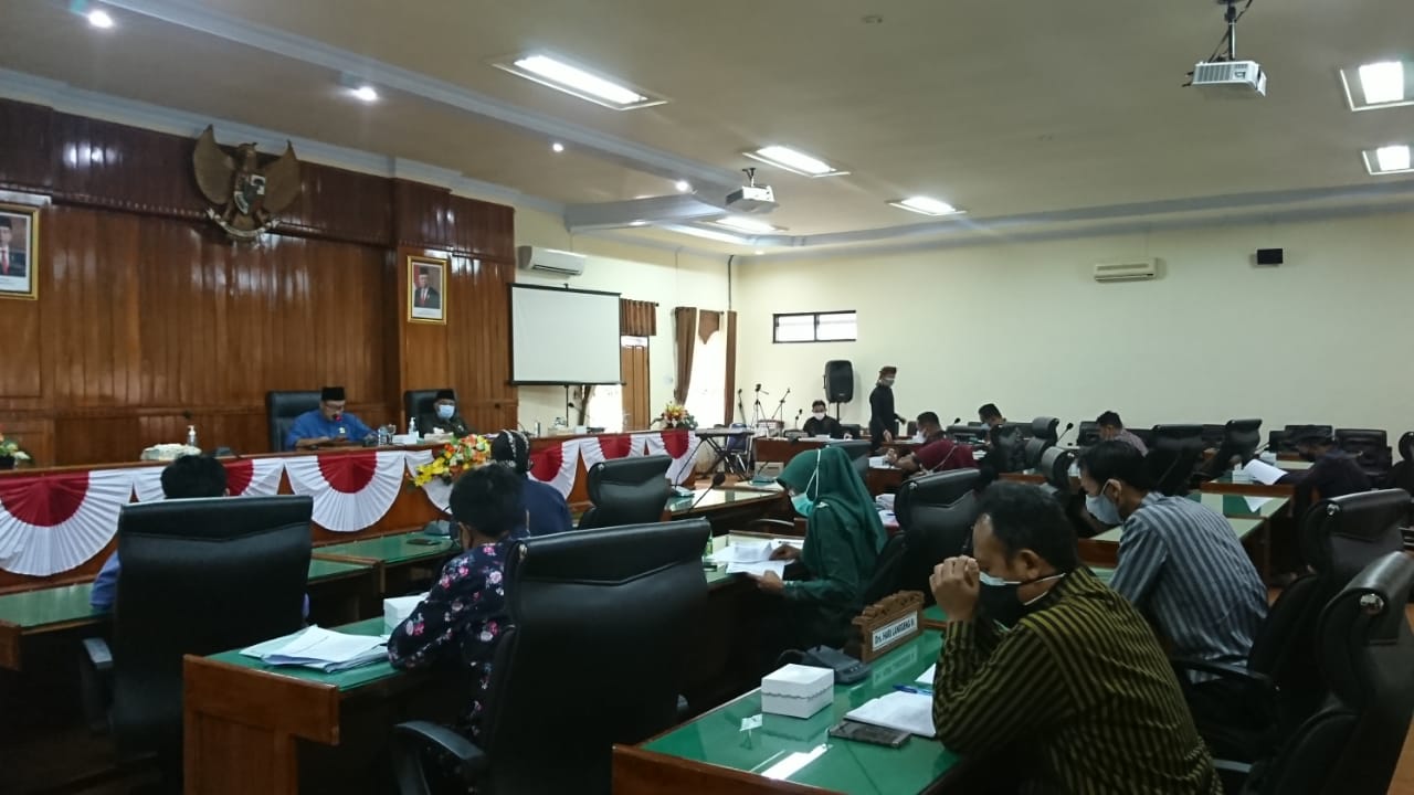 KUA-PPAS 2022, Komisi IV DPRD Trenggalek Soroti Anggaran Kesehatan Masyarakat Miskin, Ketua: Jika Tidak Jelas, Hentikan!