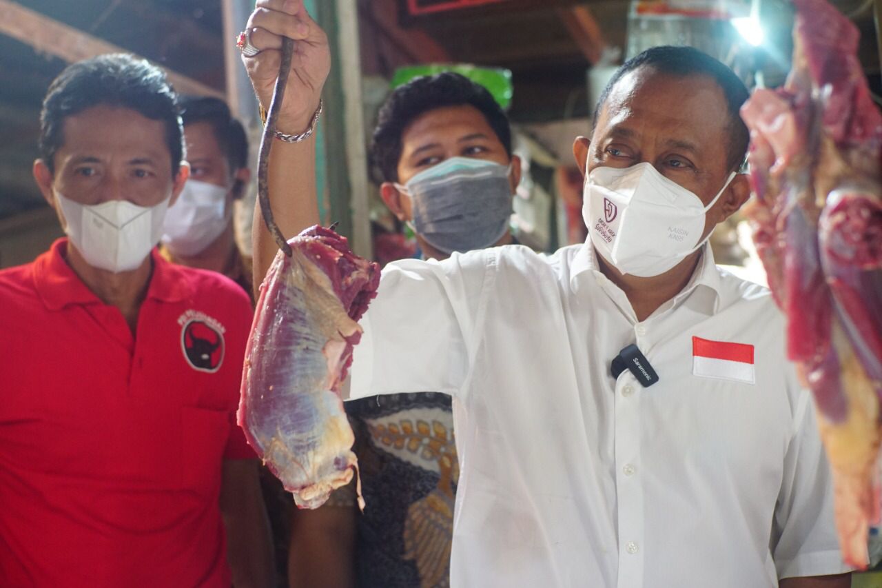 Jelang Ramadan Wawali Surabaya Armuji Sidak Bahan Pokok di Pasar Pabean Cantikan