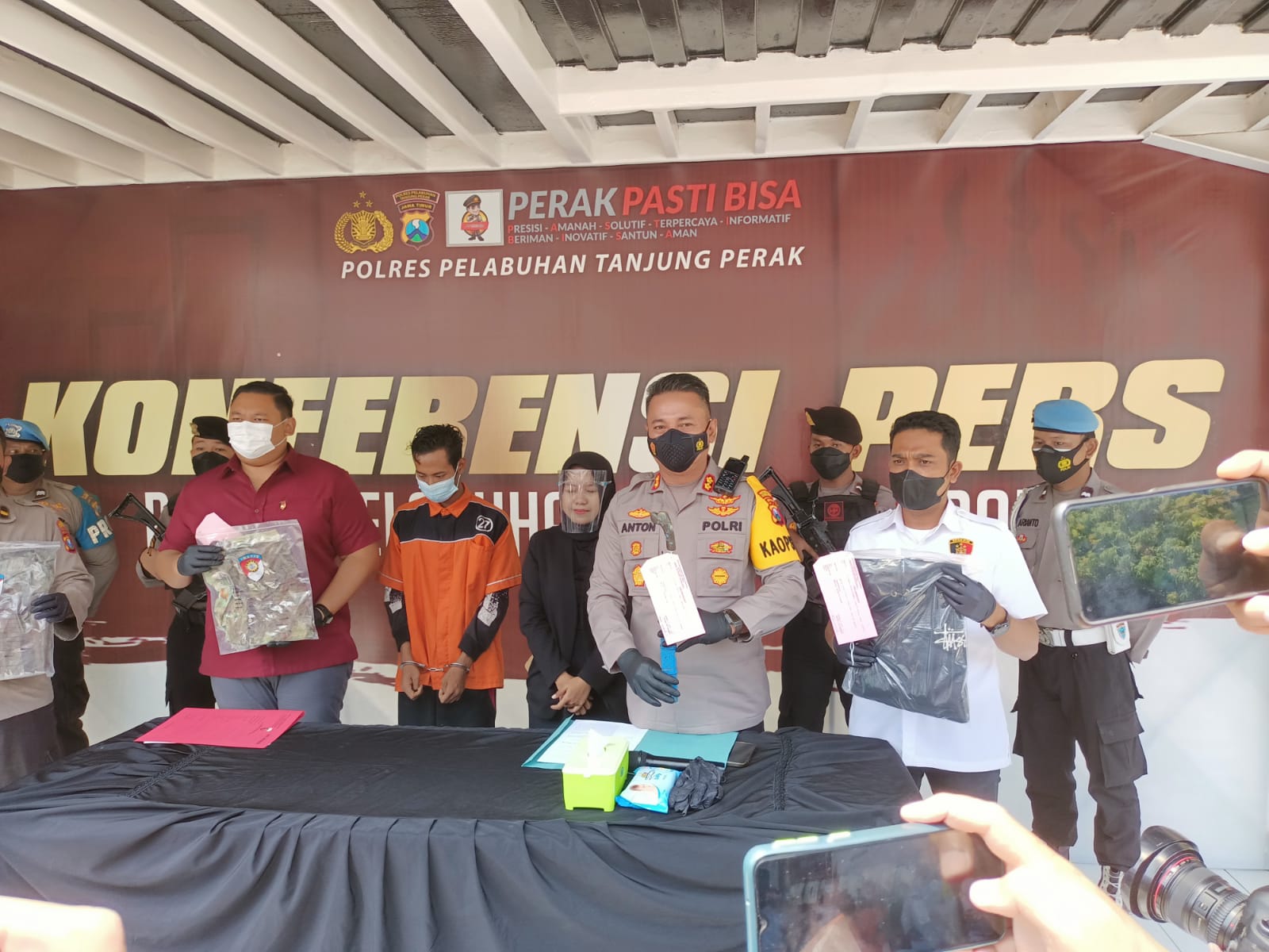 Pembacok Remaja saat Tawuran di Tambakasri Surabaya Ditangkap ketika Ngumpet di Rumah Ibu Tiri