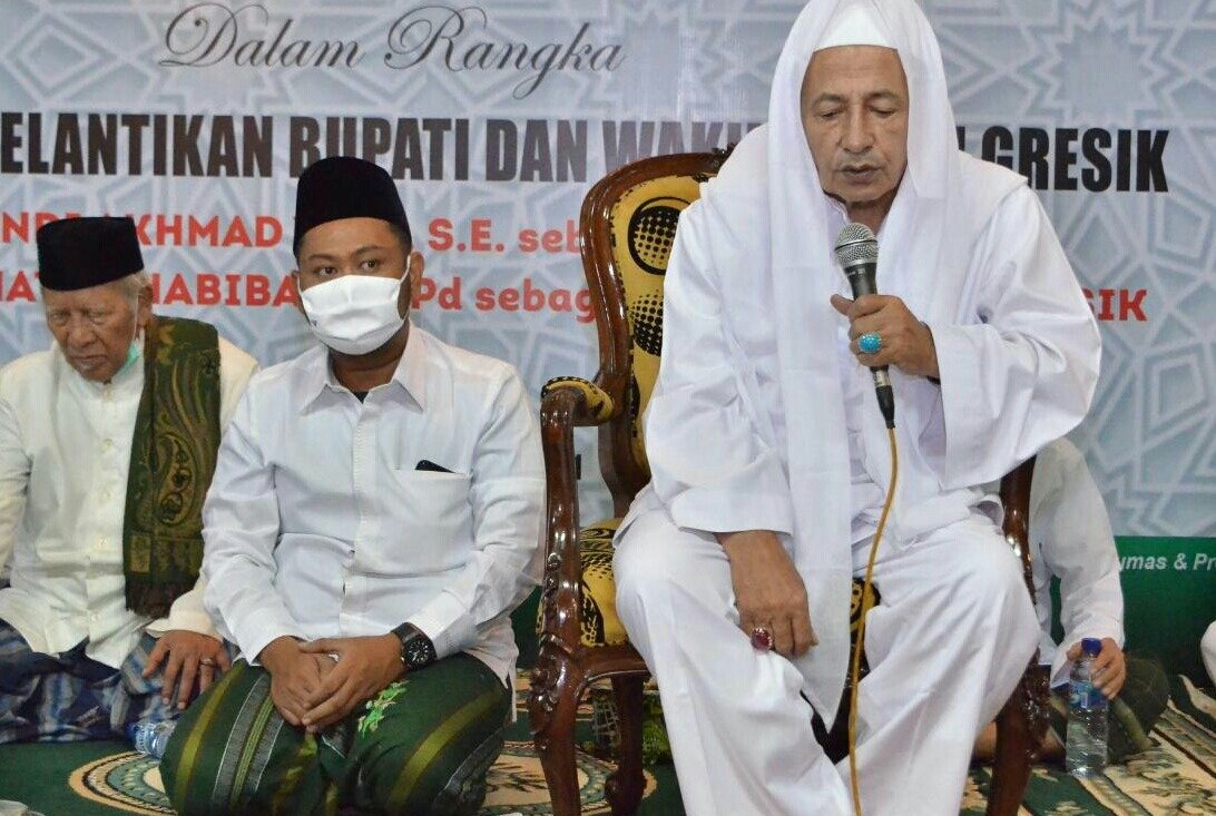Tasyakuran Bupati Gresik, Habib Luthfi Singgung Kemerosotan di RI
