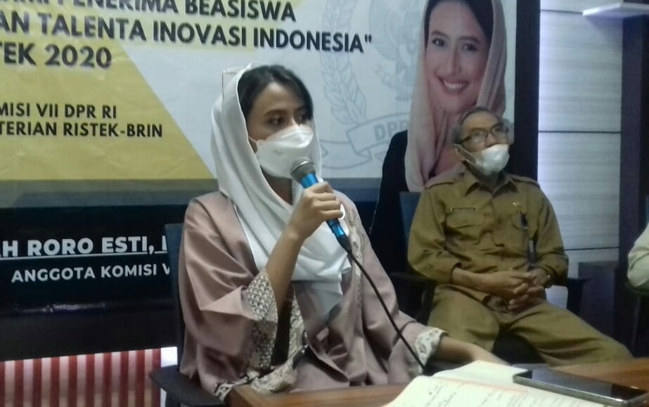 Sembilan Mahasiswa Gresik Terima Beasiswa dari Kemenristek 2020