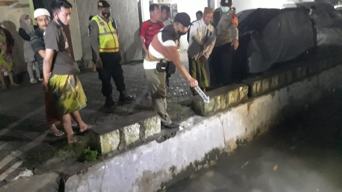 Tiga Hari, Bocah Dua Tahun yang Tenggelam di Manukan Surabaya akhirnya Ditemukan