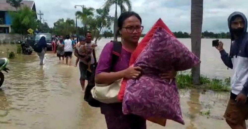 Banjir Bandang di Jombang, Ratusan Rumah Terdampak, Warga Mengungsi