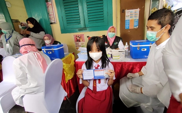 Sebanyak 1,1 Juta Anak Usia 6 - 11 tahun di Jawa Timur telah Divaksin Covid-19