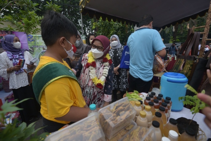 Bazar UMKM Fiesta 2021 Kota Surabaya Resmi Dibuka
