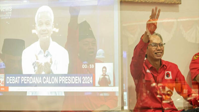 PDIP Surabaya: Ganjar Munculkan Wajib Belajar 12 Tahun Gratis!