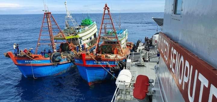 TNI AL Tangkap Dua Kapal Ikan Asing Berbendera Vietnam