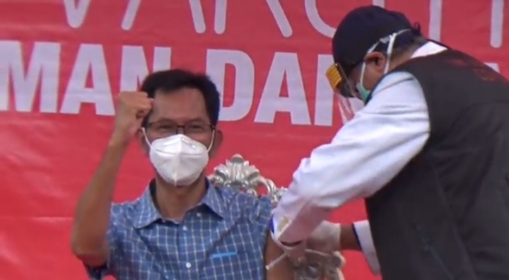 Hampir Gagal Terima Vaksin, Begini Reaksi Ketua DPRD Kota Surabaya