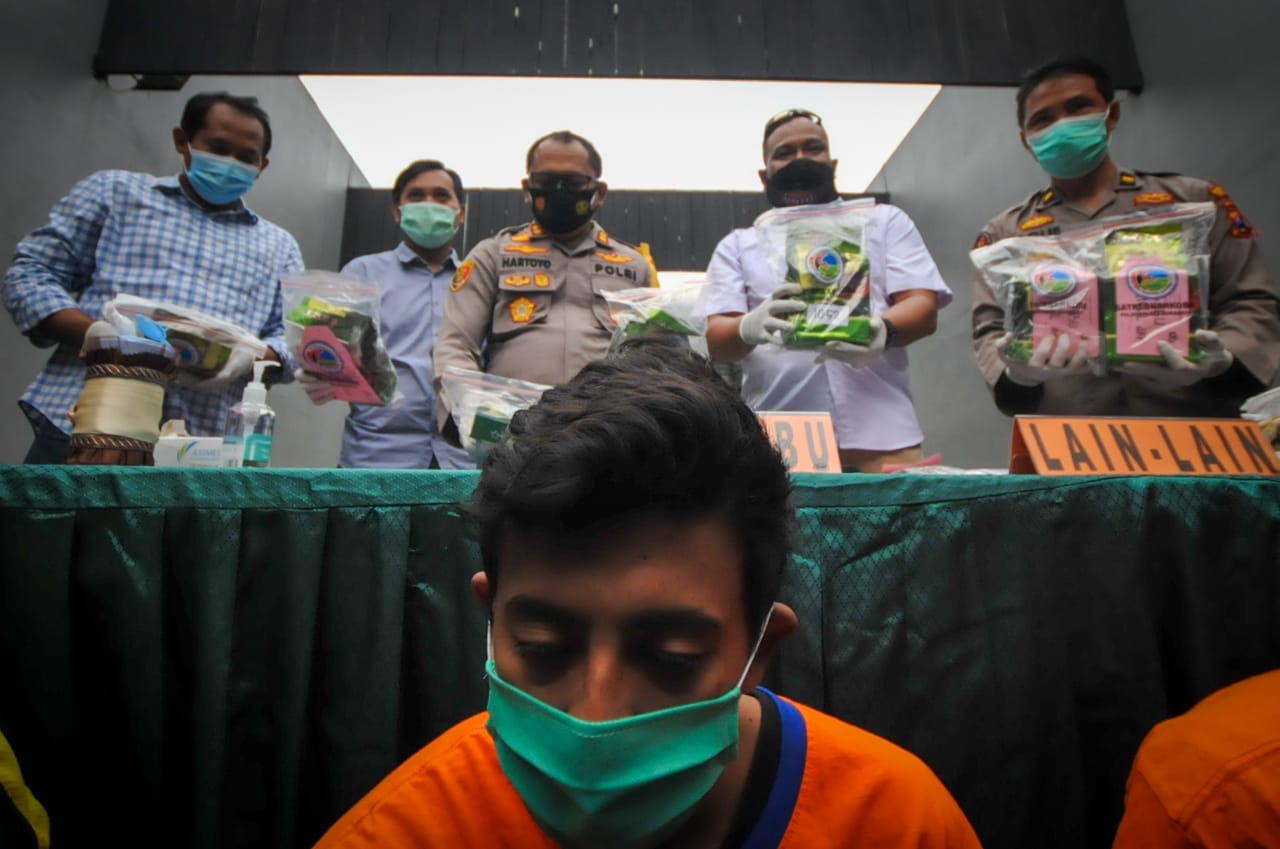 Lima Pengedar 8 Kg Sabu Jaringan Jawa-Sumatera Diringkus, Dua Ditembak