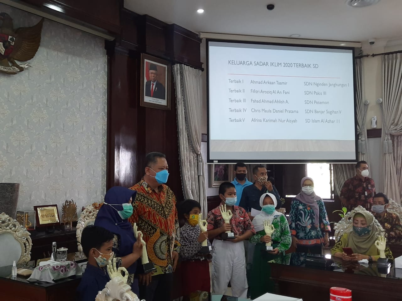 Anak SD Mampu Mengolah Sampah Kompos 3 Ton, Diapresiasi Plt Wali Kota