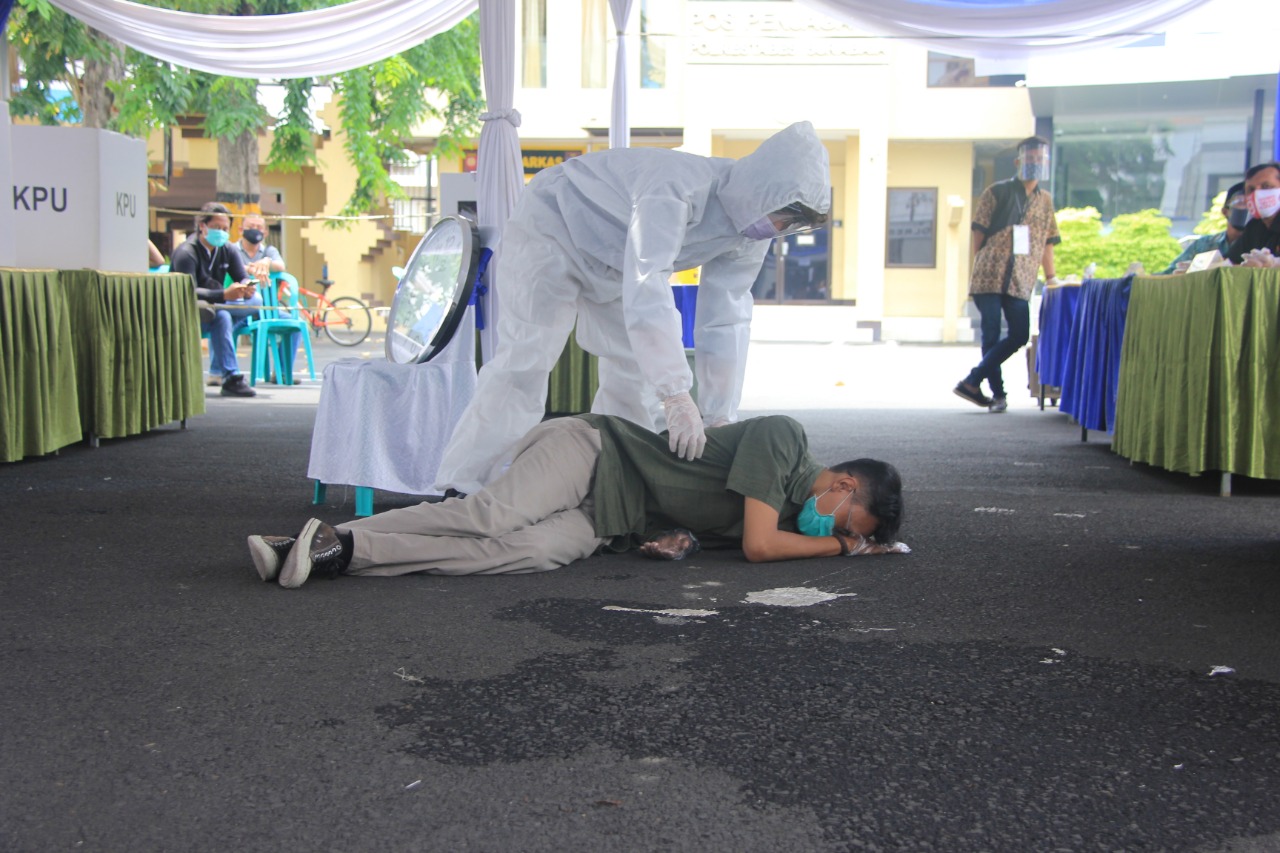 KPU Simulasi Coblosan di Polrestabes Surabaya