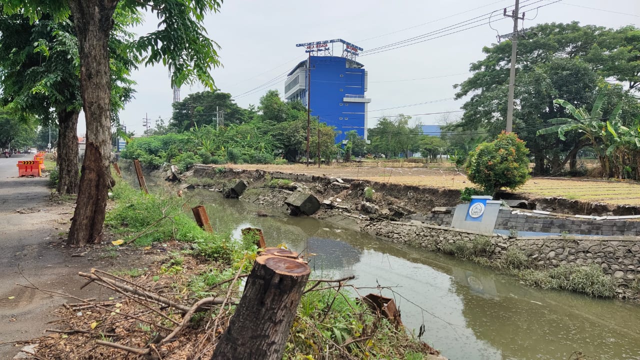 Dilapori Plengsengan Retak, Anggota Komisi C Langsung Sidak