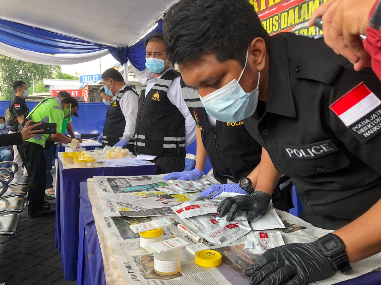 Tes Urin Massal di Terminal Purabaya, 1 Kondektur Bus Positif Narkoba