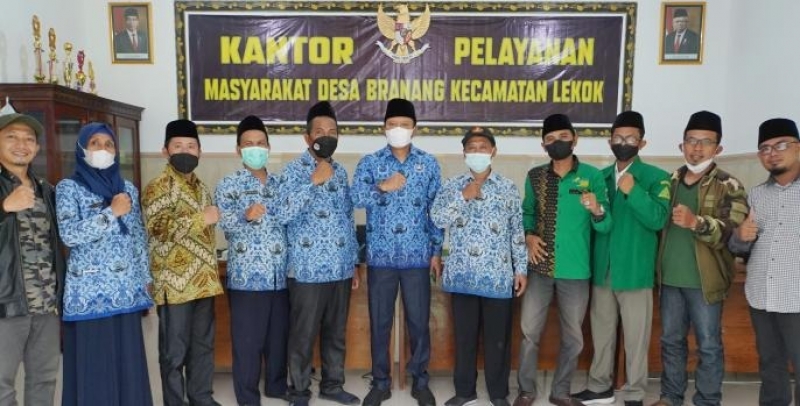 Bupati Irsyad : Pemerintah Desa Harus Produktif dan Aktif Memberikan Pelayanan Publik