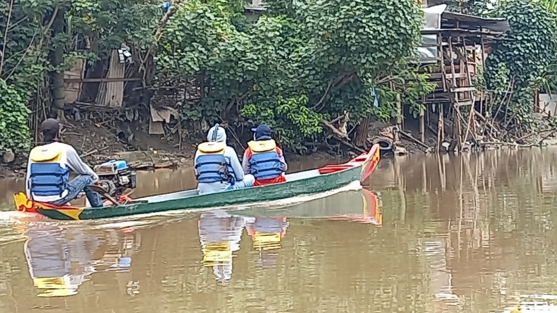 Tim Patroli Jatim Sisir Sungai Surabaya, Temukan Banyak Bangunan Baru di Bantaran Kali
