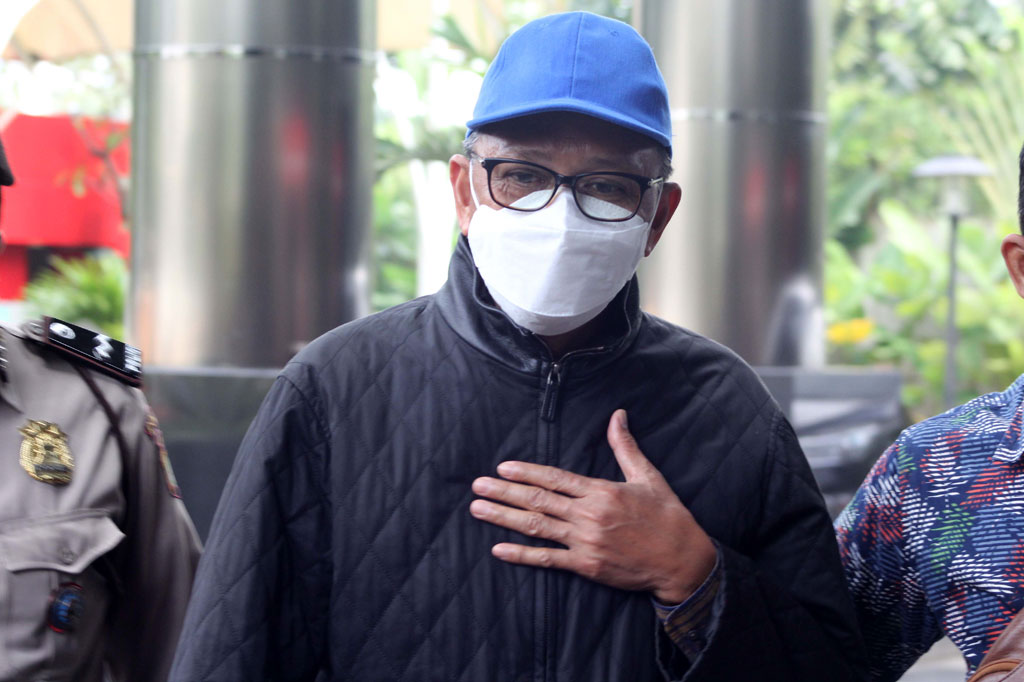 Terima Suap Rp 5,4 M dari Kontraktor, Gubernur Nurdin: Saya Dijebak