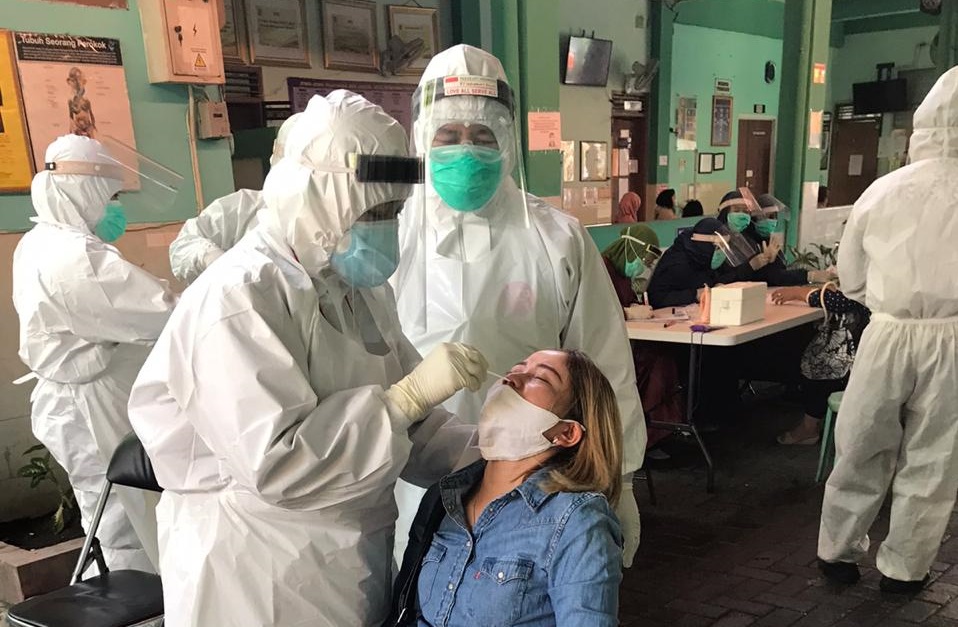 Covid-19 Melandai, Pemkot Surabaya Gencar Tes Swab di Mal Se-Surabaya