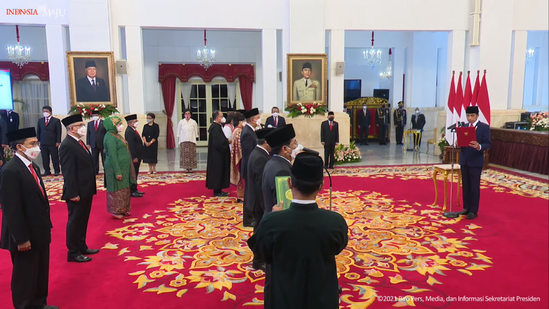 Presiden Jokowi Lantik 17 Duta Besar RI, Fadjroel Rachman jadi Ambasador di Dua Negara Sekaligus