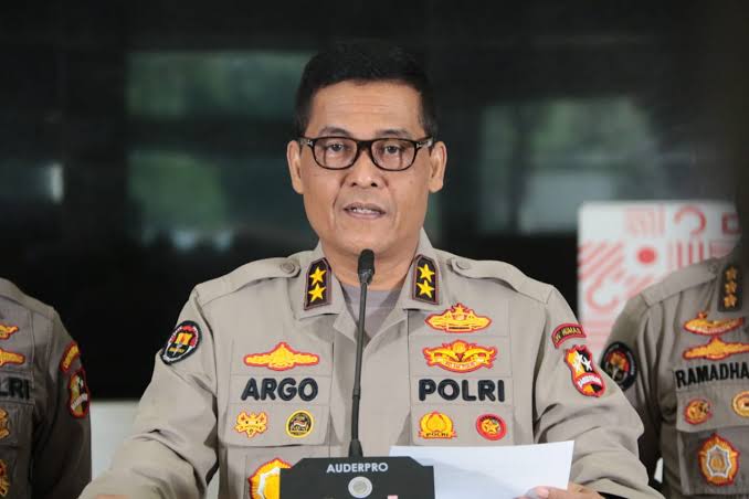 Polri Akui Terduga Teroris Penyerang Mabes Polri Pakai Senjata Mainan