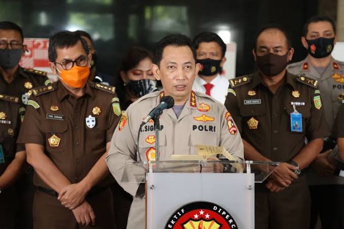 HOT NEWS: Presiden Jokowi Pilih Komjen Listyo Sigit Calon Kapolri