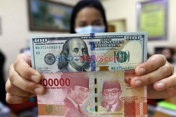 Kurs Rupiah Drop ke Rp 14.118 per Dolar AS, IHSG Menguat 16,9 Poin