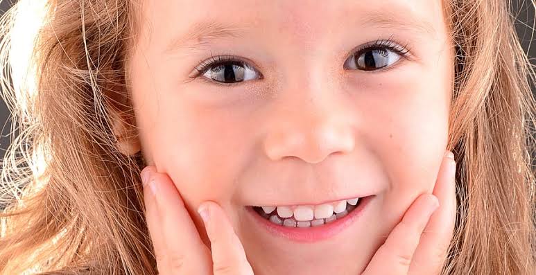 5 Tips Merawat Gigi Anak Usia Sekolah