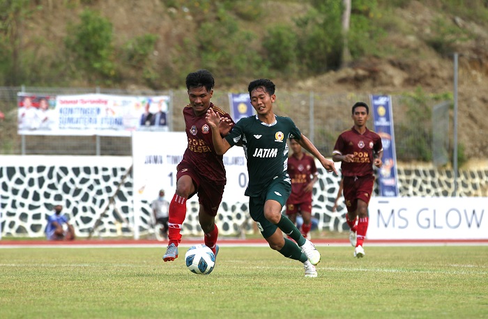 PON XX Papua: Tim Sepak Bola Jatim Menang Meyakinkan 3-0 atas Sulsel