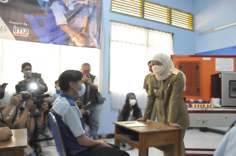Dua Ribuan Unit SMA, SMK, dan SLB di Jatim Selenggarakan Pembelajaran Tatap Muka Terbatas Serentak