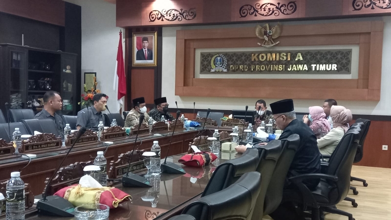 Komisi A DPRD Jatim Bersama Bawaslu Bahas Kesiapan Anggaran Pengawasan Pilkada 2024