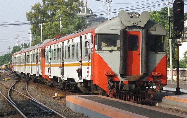 Daop 8 Surabaya segera Luncurkan KA Komuter Relasi Sidoarjo - Gresik