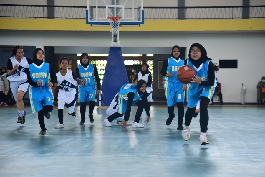 Isi Libur Nataru, Siswa Siswi SMP se-Surabaya Ikuti Lomba Antar Sekolah