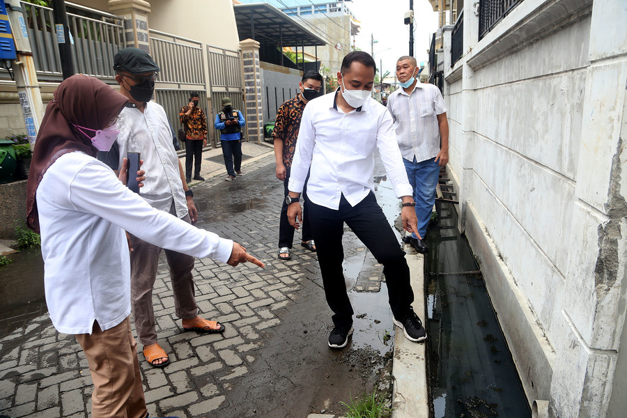 Wali Kota Eri Pantau Saluran Penyebab Banjir, Ini yang Ditemukan di Lapangan