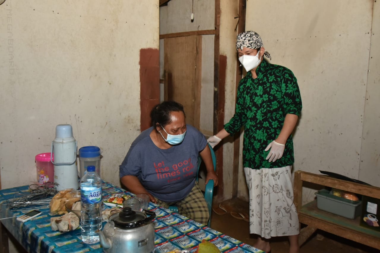 Warga Dikenai Biaya Screening Covid-19 di Puskesmas, Bupati Trenggalek Datang dan Minta Maaf