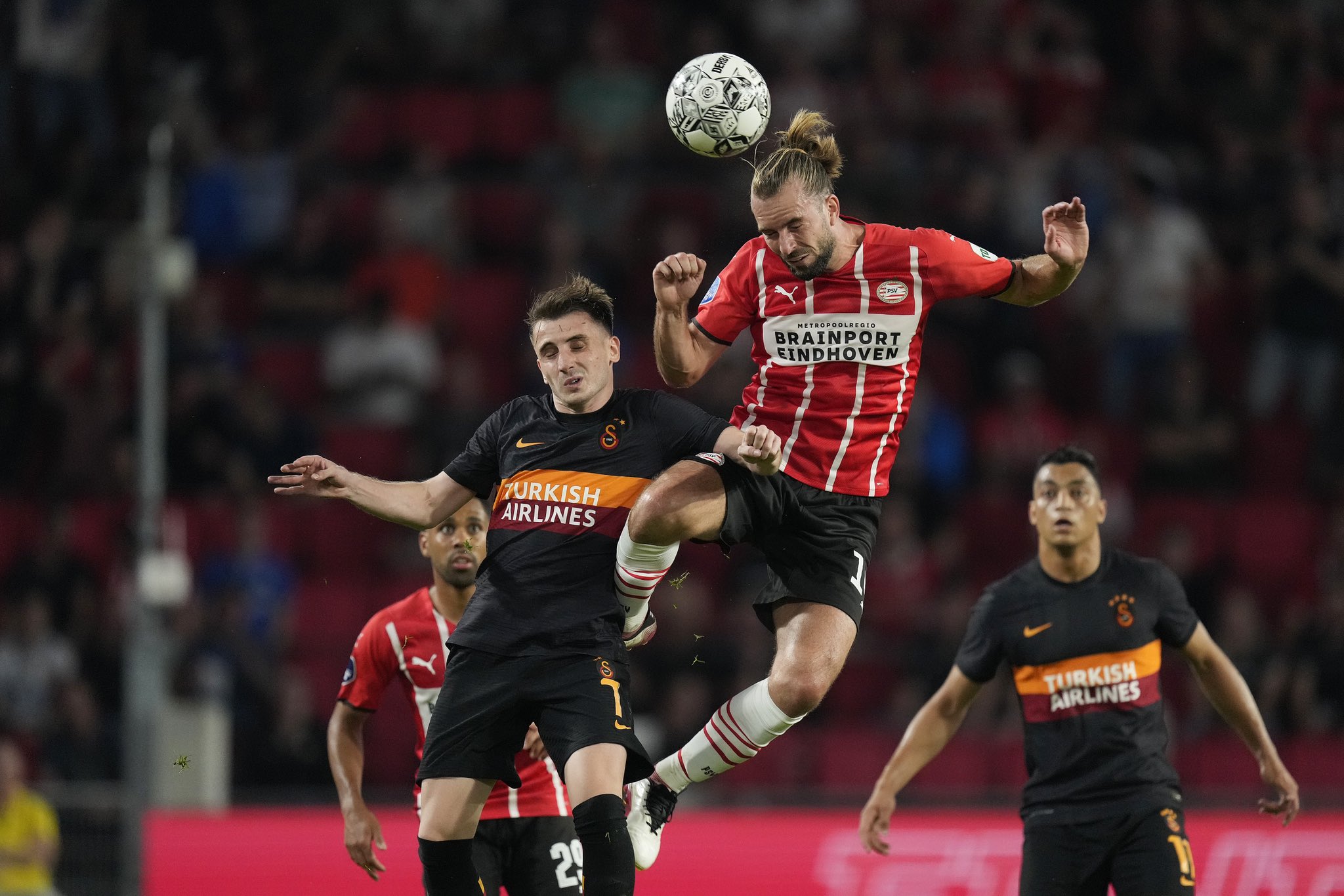 Prediksi Kualifikasi Liga Champions Galatasaray vs PSV Eindhoven: Penakluk Eropa yang Melawan Kemustahilan