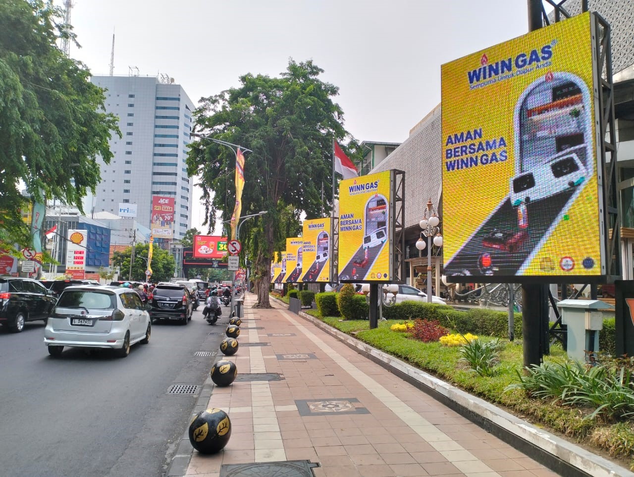 Pajak Reklame Naik Sesuai Arahan BPK, Wali Kota Eri Cahyadi Minta Tak Beratkan Pengusaha