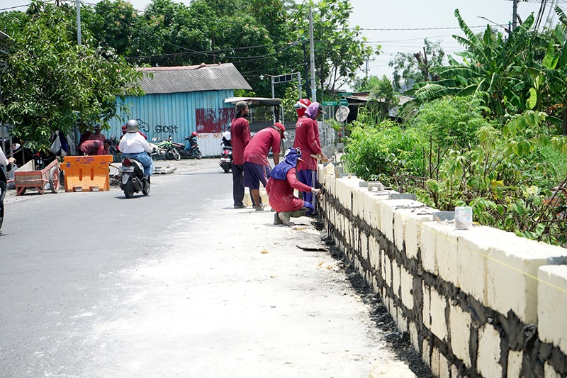 Komisi C DPRD Surabaya Apresiasi Gerak Cepat Wali Kota Tangani Banjir di Surabaya Barat